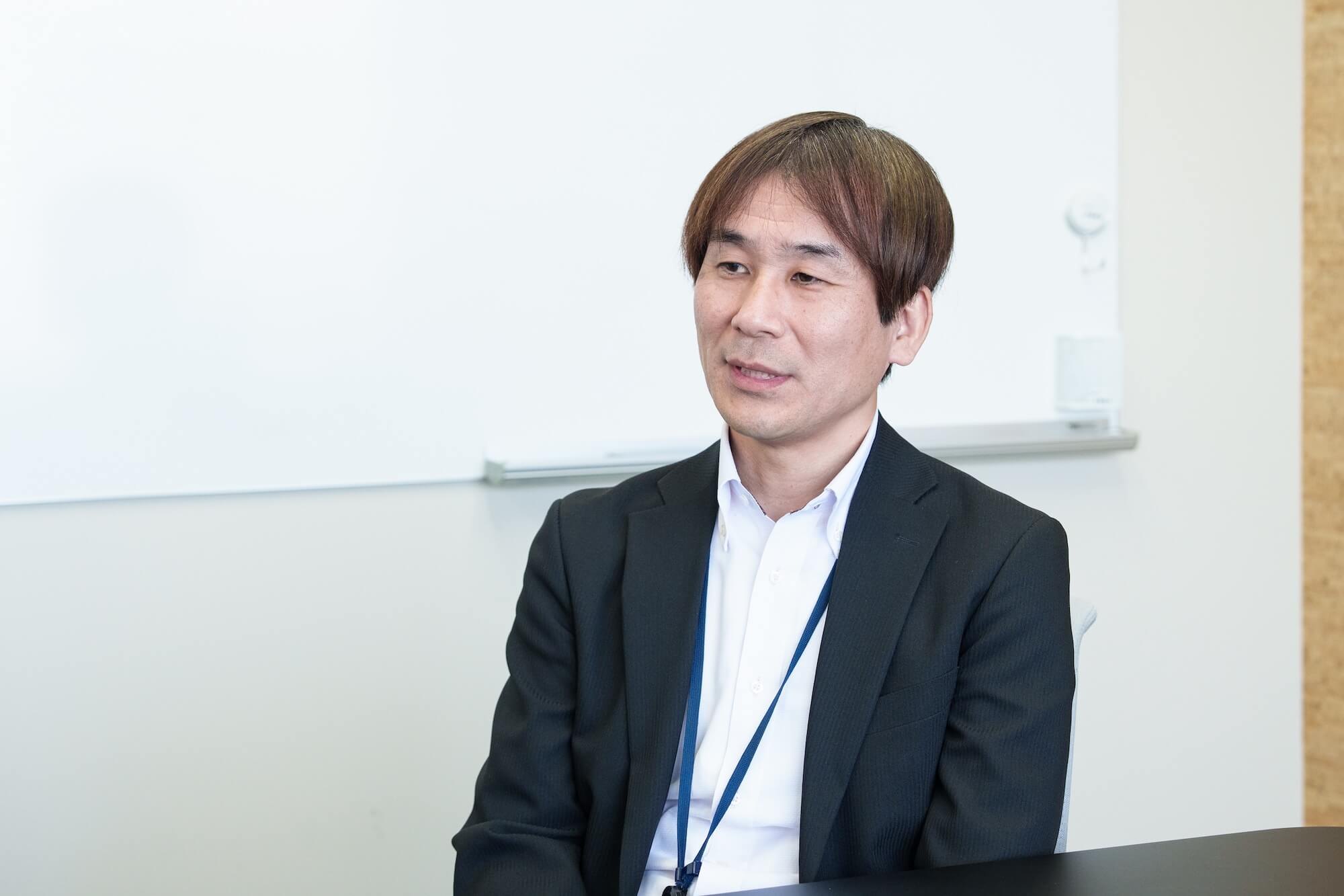 ── はじめに、貴社と貴部門について教えてください。